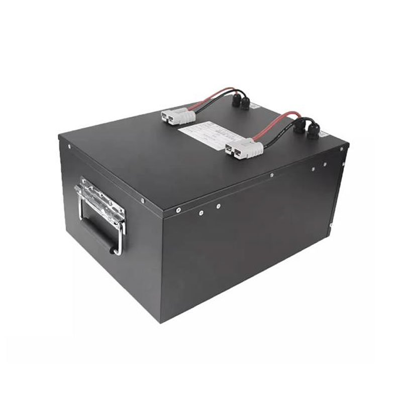 Perché la batteria al litio per carrello elevatore è più vantaggiosa rispetto alle tradizionali batterie al piombo?